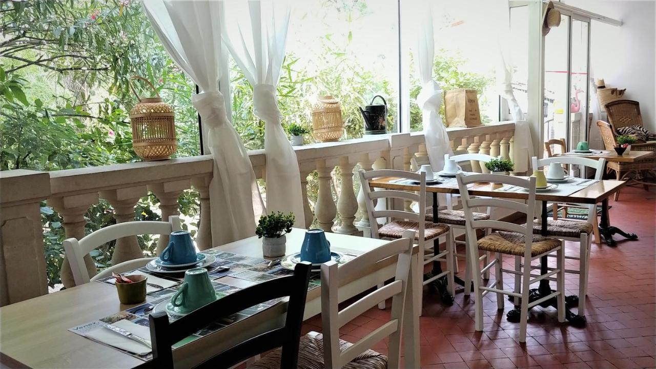 Hotel Le Victoria 드라기냥 외부 사진